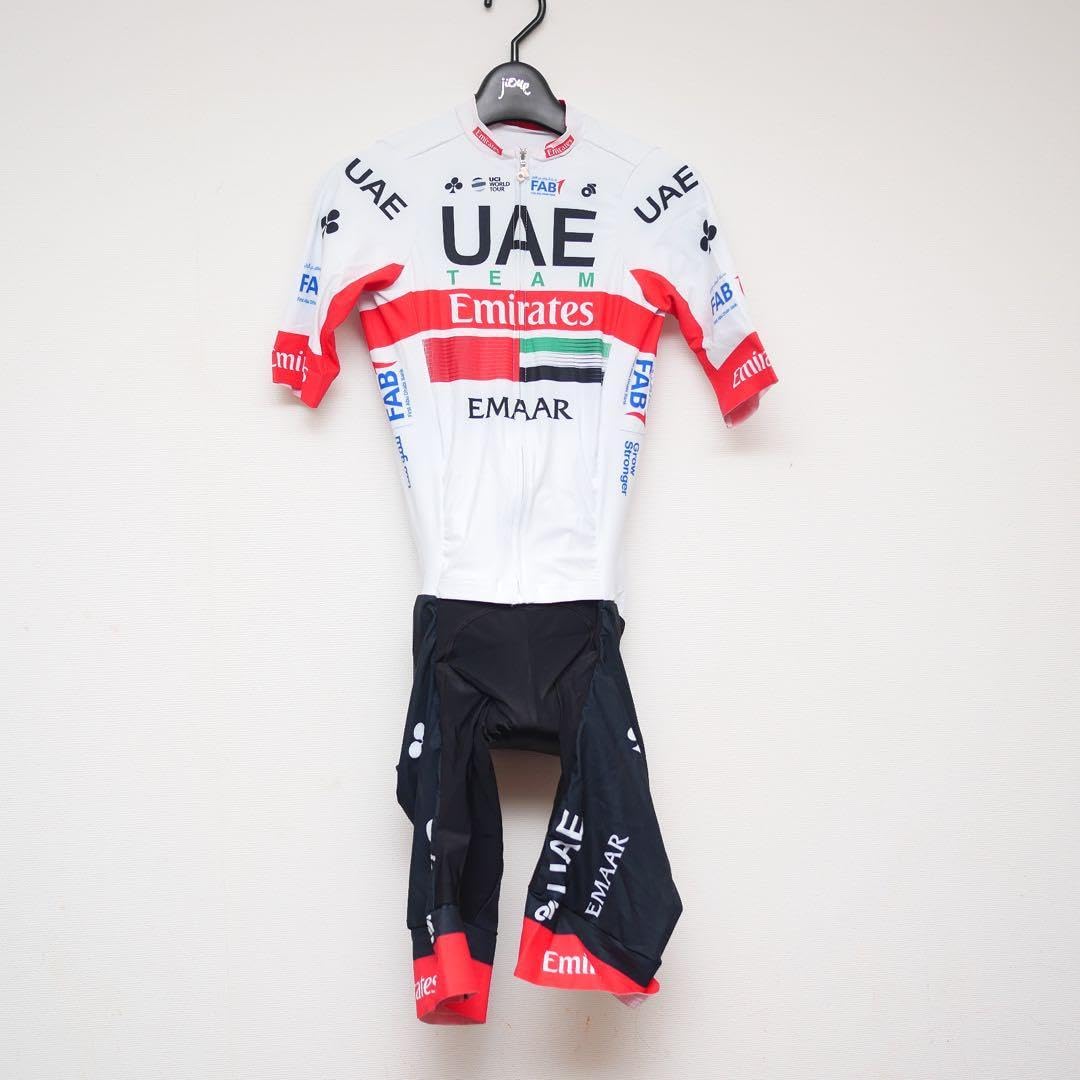 選手支給品 UAEチームエミレーツ ロードスーツ プロチーム コルナゴ Amazon.co.jp: 選手支給品 UAEチームエミレーツ ロードスーツ スキン